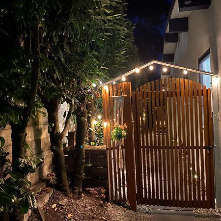 Hudson Homes Bnb Victoria Exterior foto