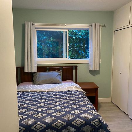 Hudson Homes Bnb Saanich Exterior foto